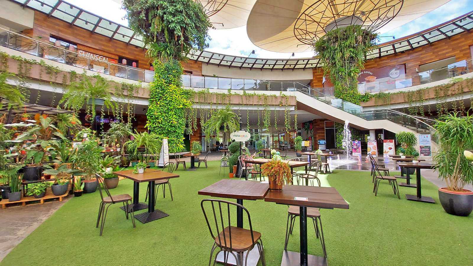 Dine without worries at Vista Mall Outdoor!