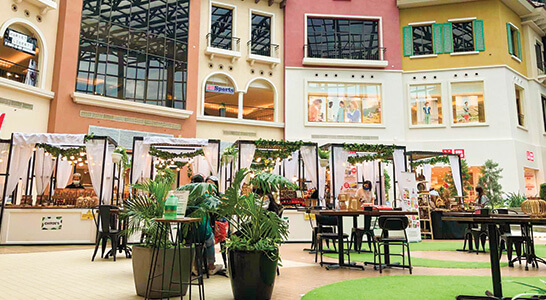 Evia Lifestyle Center - Atrium