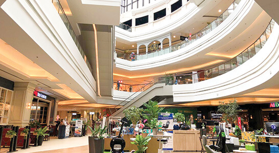 Evia Lifestyle Center - Courtyard